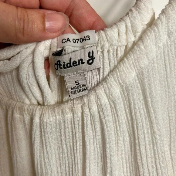 Cream gauzy camisole top, Small, spaghetti straps, lace hem, Festival, Party - Picture 3 of 9